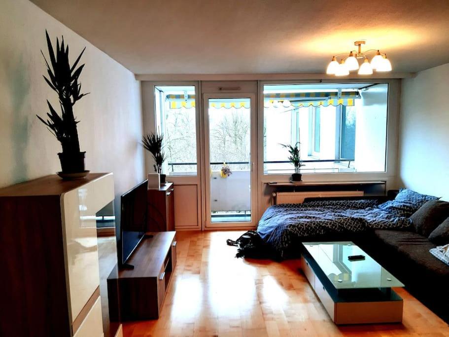 Zentral Und Doch Natur Köln Dış mekan fotoğraf